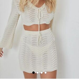 Taupe knit mini skirt.
